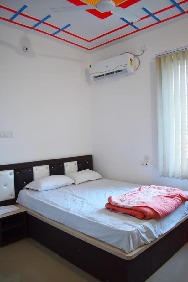 Hotel Vishal Buxar Dış mekan fotoğraf